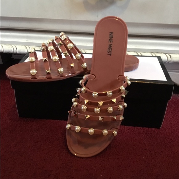 NWT Nine West Rosy Flat Sandals - Picture 1 of 3